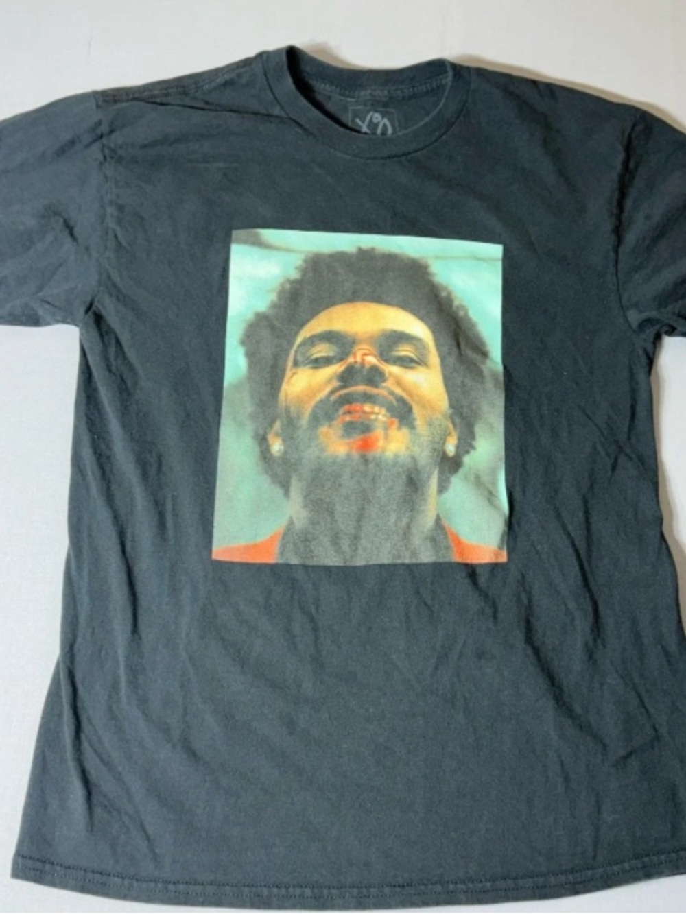 Graphic Short Sleeve Tee with Front Portrait - Black